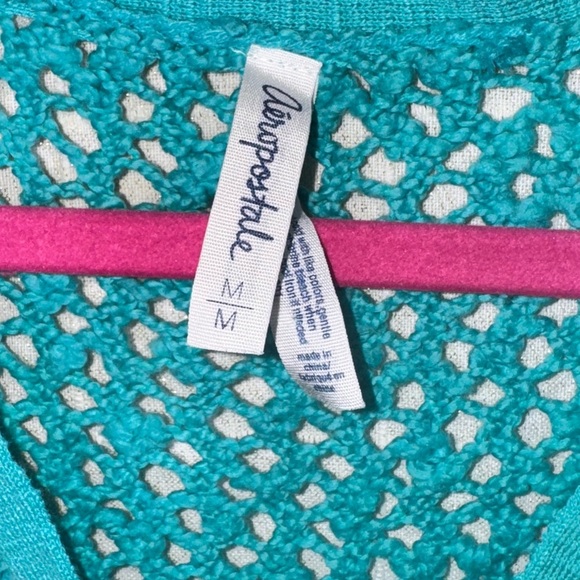 Aeropostale Women's V-Neck Turquoise Sweater - Picture 2 of 4
